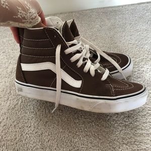 size 8.5 brown high top vans